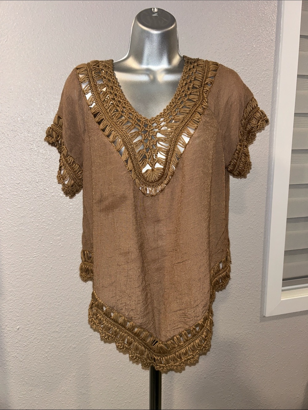 iris Brown Crochet-Trim V-Neck Tunic Top